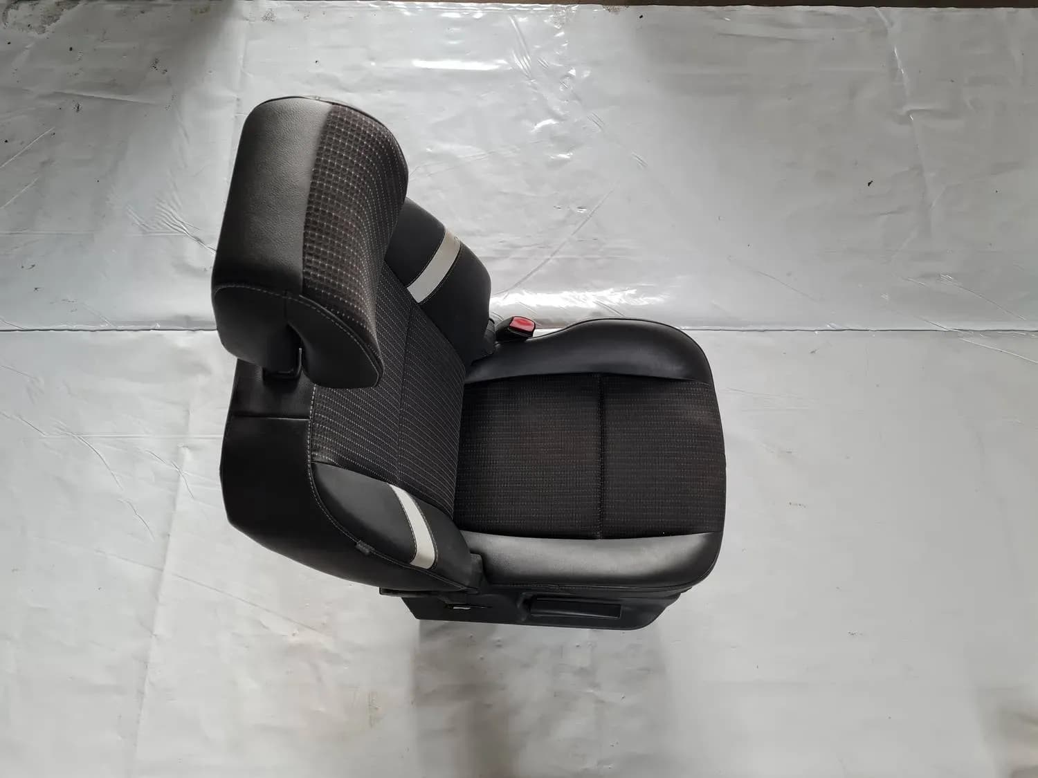 Ees parem iste RENAULT SCENIC III 2011 - foto 1