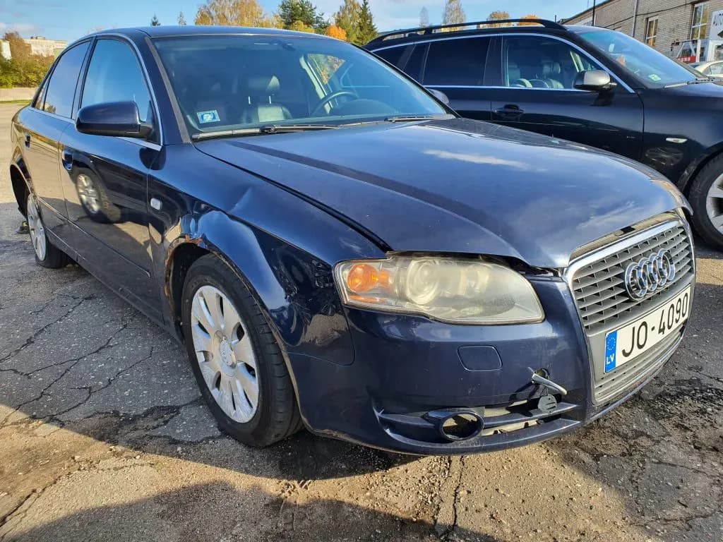 Lahtivõetud auto foto 1