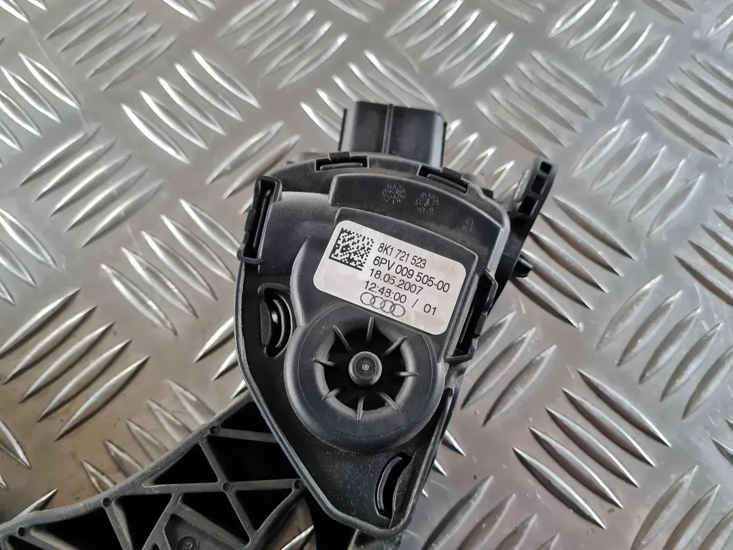 Gaasipedaal AUDI A6 2008 - foto 3