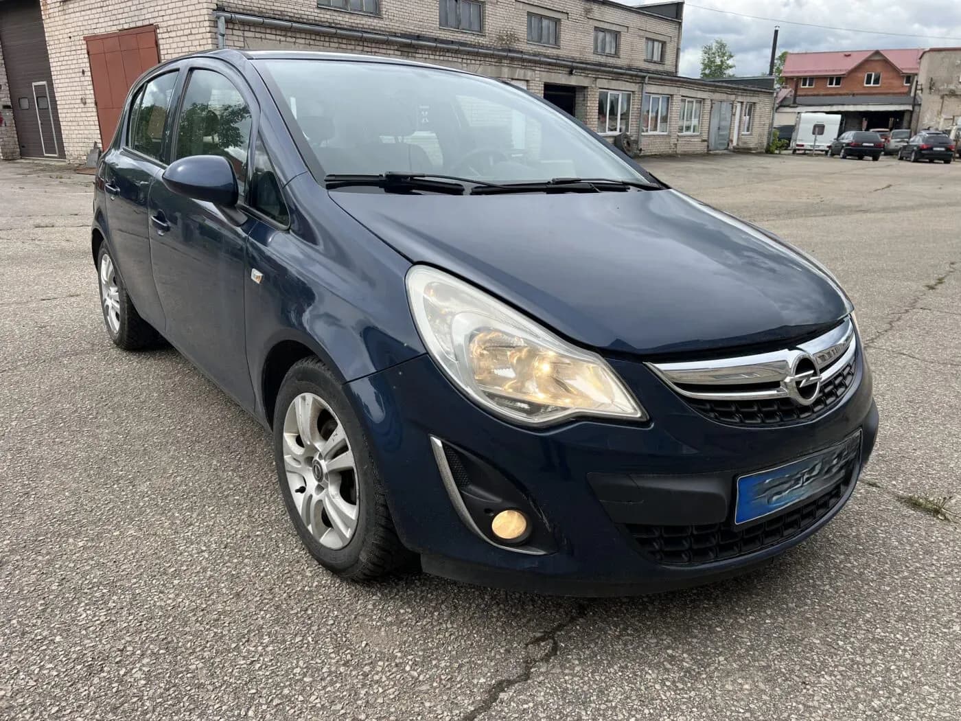 Lahtivõetud auto foto 4