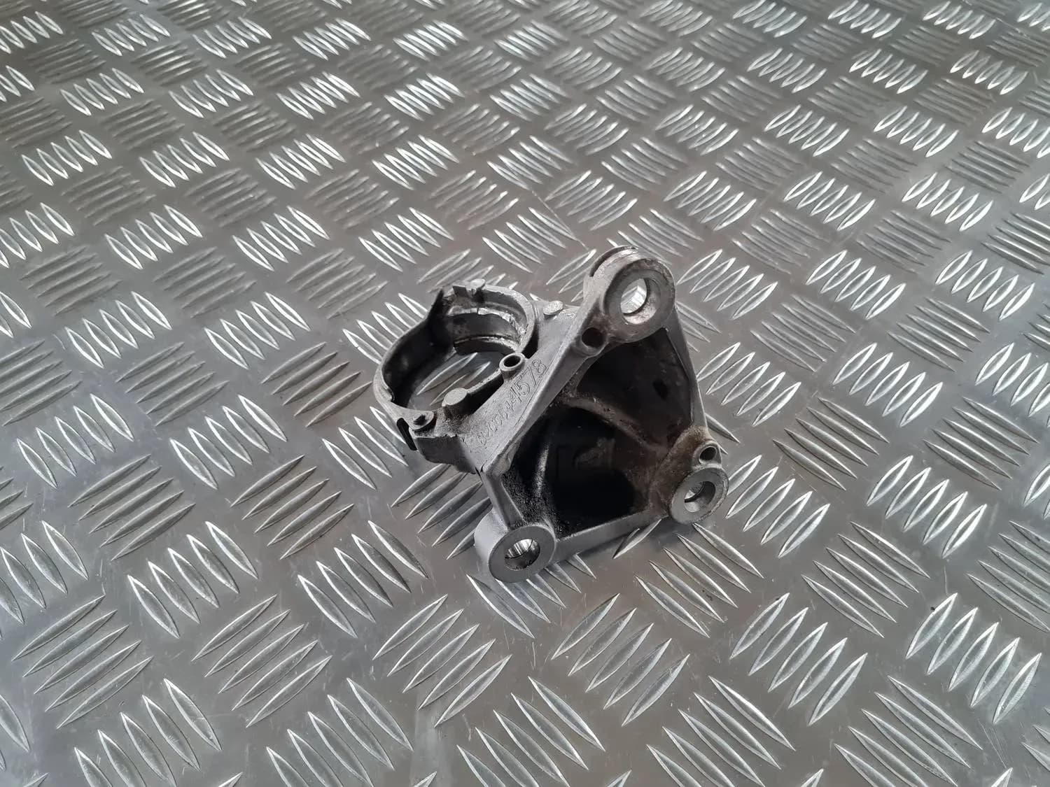 Esipooltelje kronstein RENAULT SCENIC III 2011 - foto 5