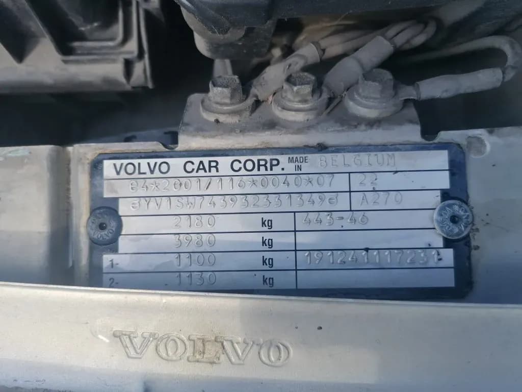 Lahtivõetud auto foto 2