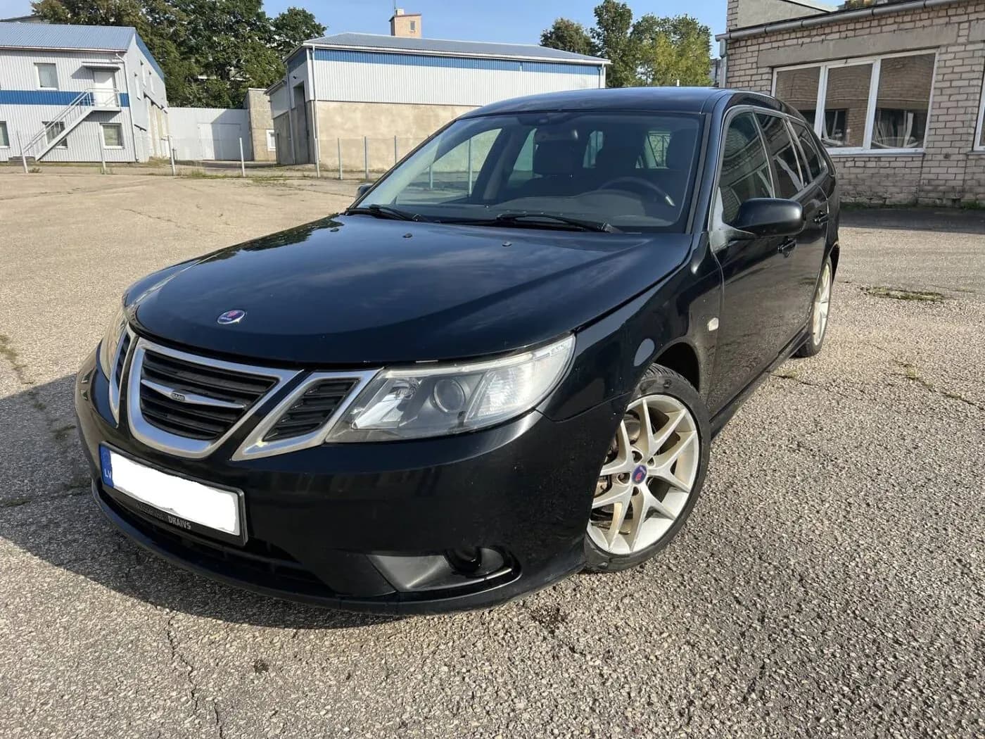 Lahtivõetud auto foto 3