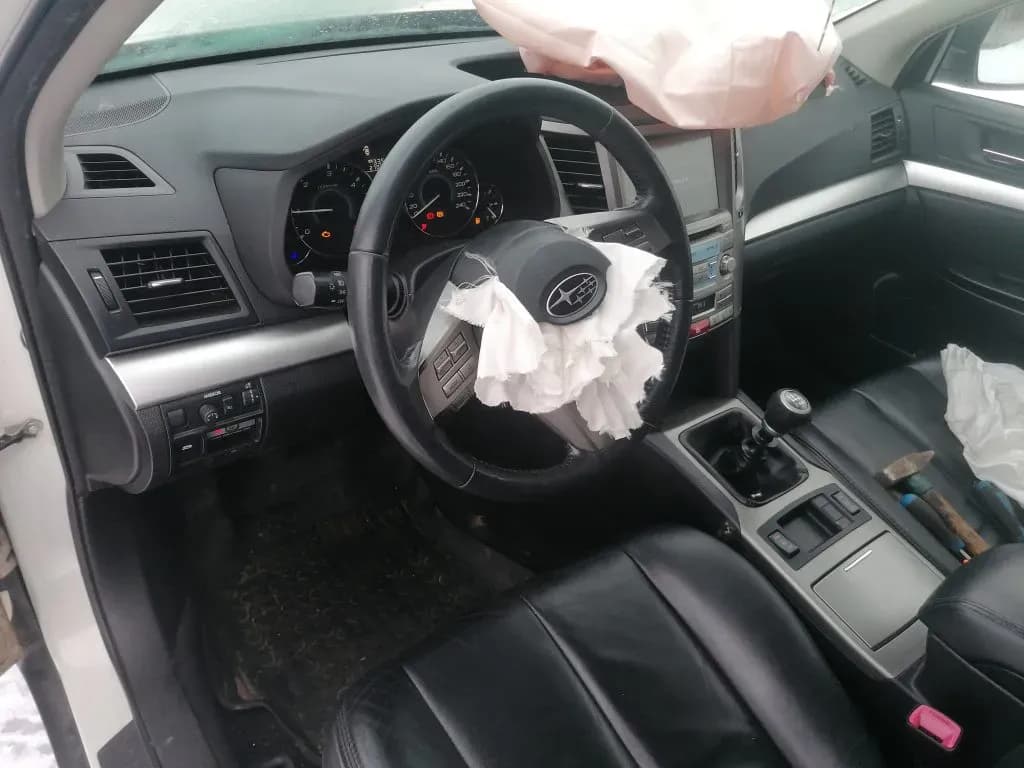 Lahtivõetud auto foto 5