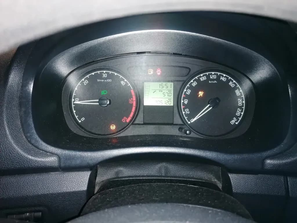 Lahtivõetud auto foto 4