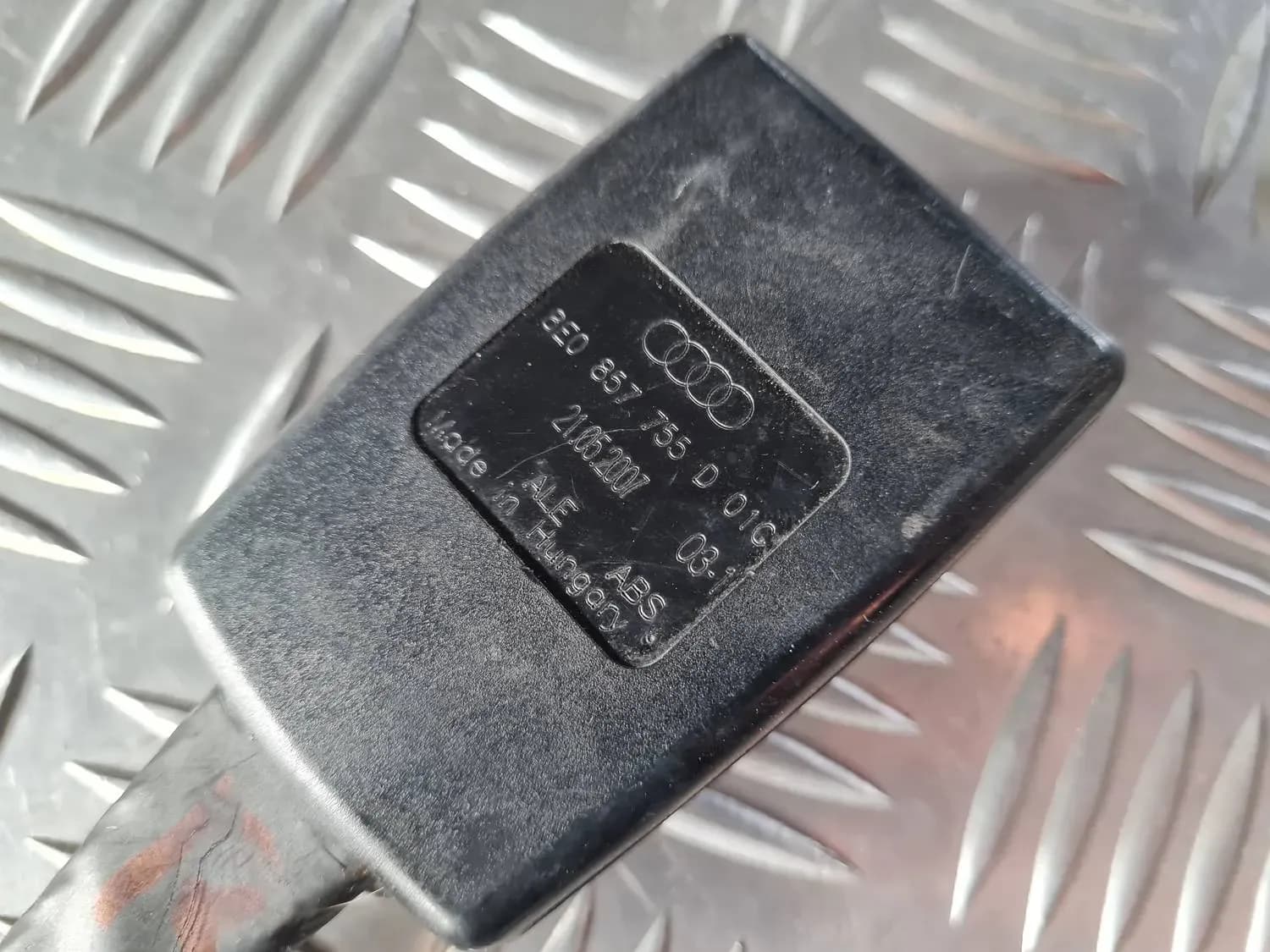 Eesmise turvavöö lukk AUDI A6 2008 - foto 4