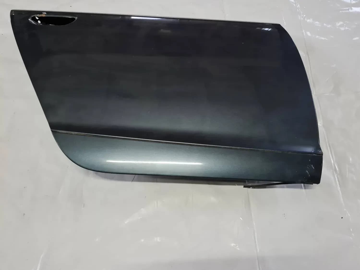 Tagumine parempoolne uks AUDI A6 2008 - foto 3