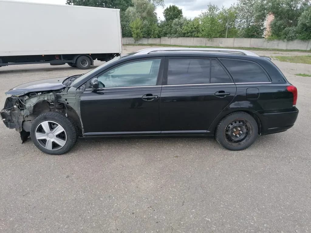 Lahtivõetud auto foto 1