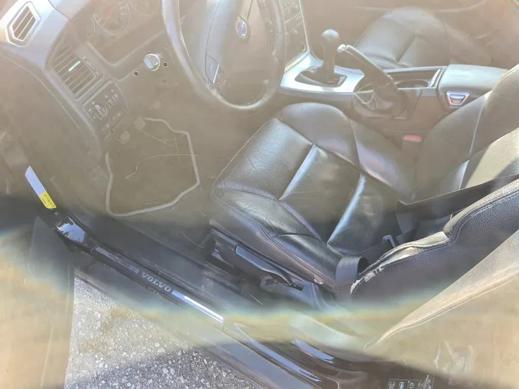 Lahtivõetud auto foto 4