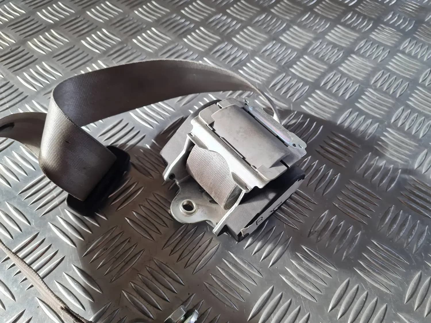 Tagumine parempoolne turvavöö AUDI A6 2008 - foto 3