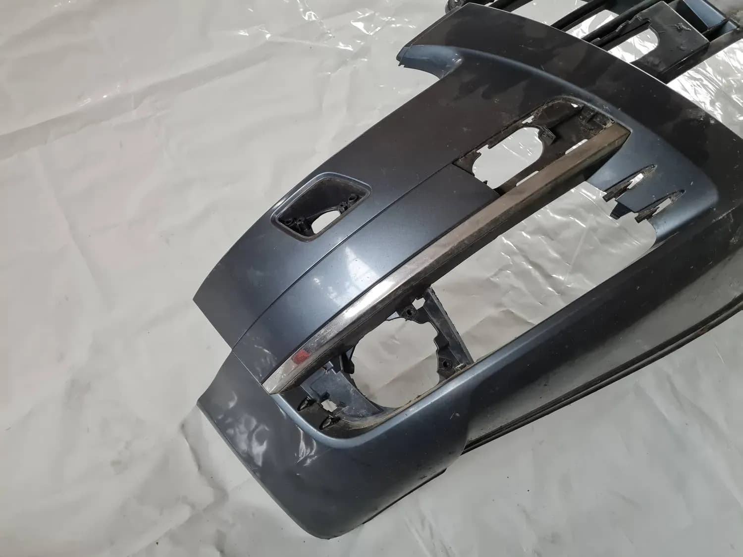 Esikaitseraud AUDI A6 2008 - foto 8