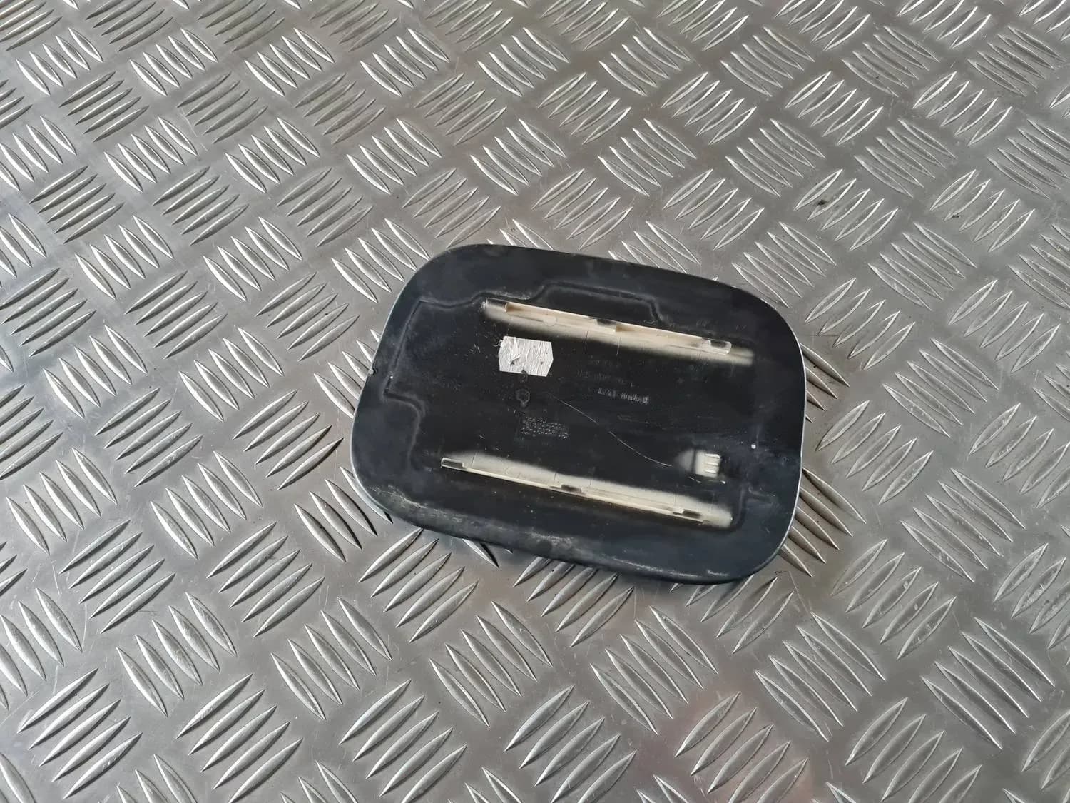 Kütusepaagi kork AUDI A6 2008 - foto 2