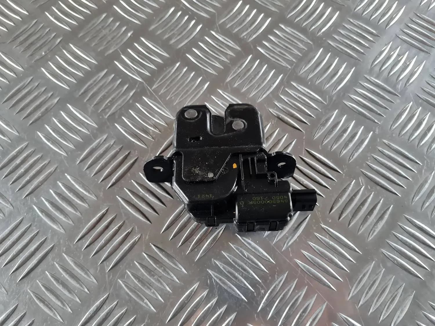 Pagasiruumi lukk RENAULT SCENIC III 2011 - foto 1
