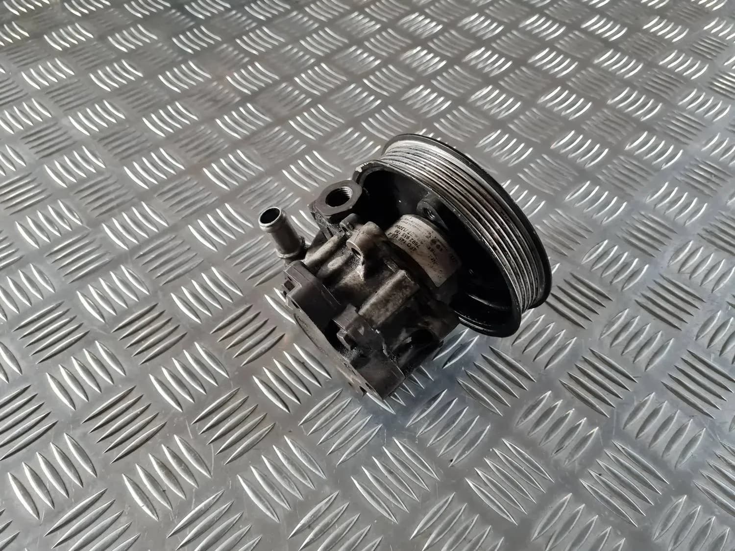 Hüdrauliline võimendi AUDI A6 2008 - foto 4