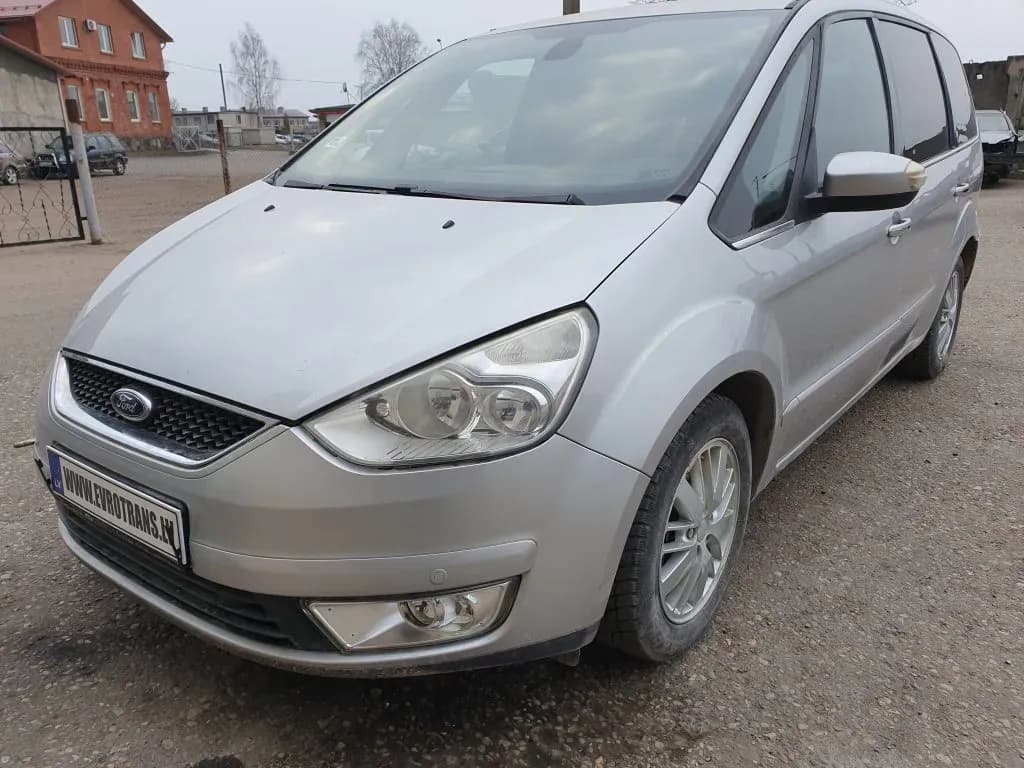 Lahtivõetud auto foto 1