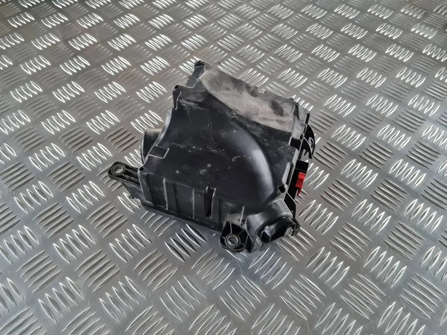 Kaitsmerelee kast RENAULT SCENIC III 2011 - foto 2