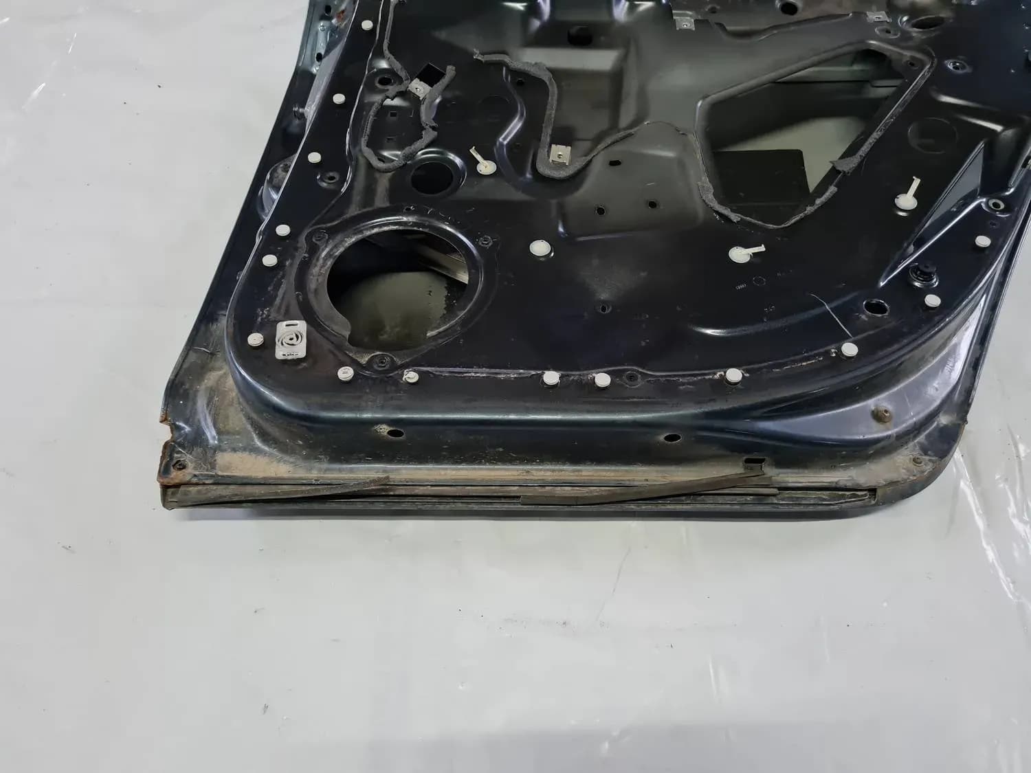 Tagumine parempoolne uks AUDI A6 2008 - foto 7