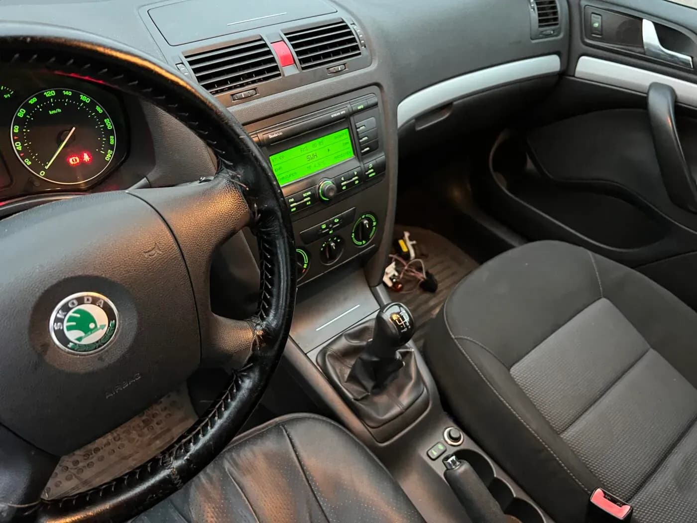Lahtivõetud auto foto 4