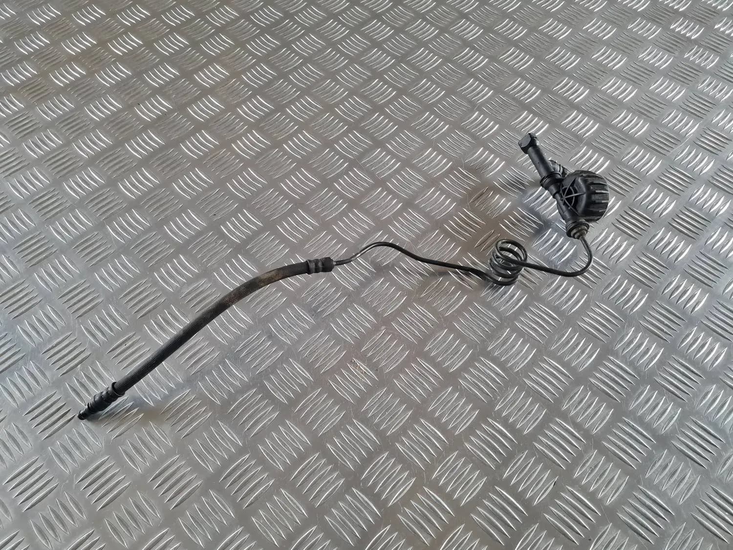Siduri peasilindri toru RENAULT SCENIC III 2011 - foto 1