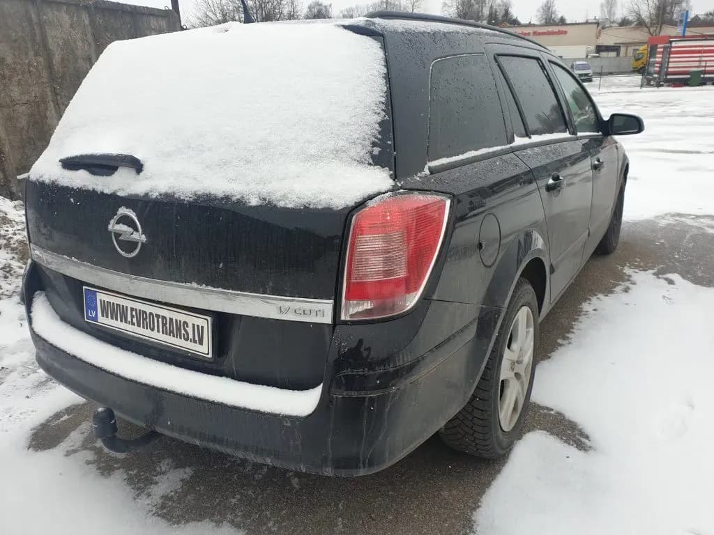 Lahtivõetud auto foto 3