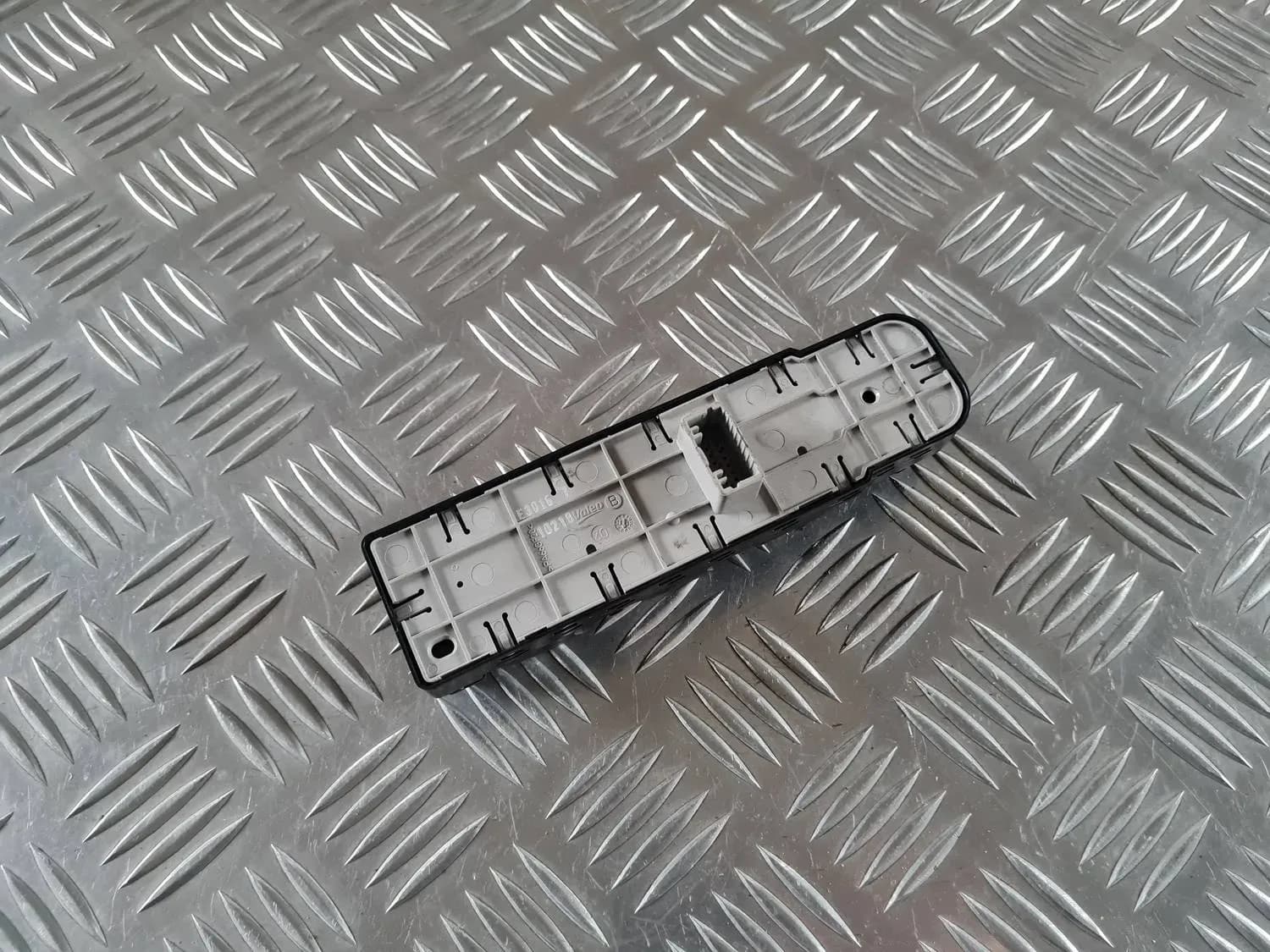 Juhi ukse lüliti nupud RENAULT SCENIC III 2011 - foto 3