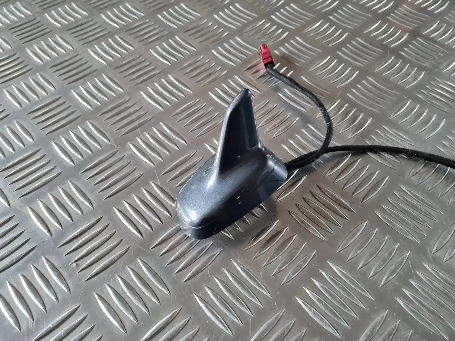 Katuse antenn AUDI A6 2008 - foto 3