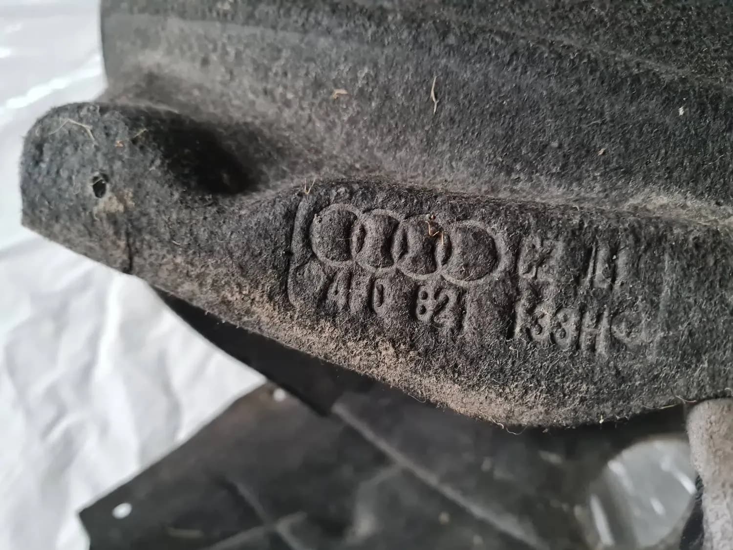 Esi parempoolne poritiiba vooder AUDI A6 2008 - foto 2