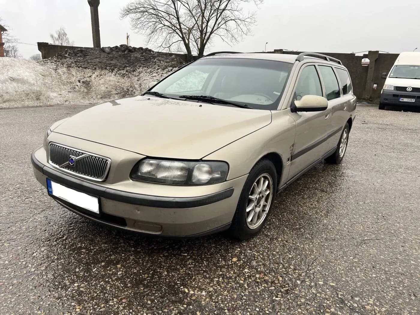 Lahtivõetud auto foto 3