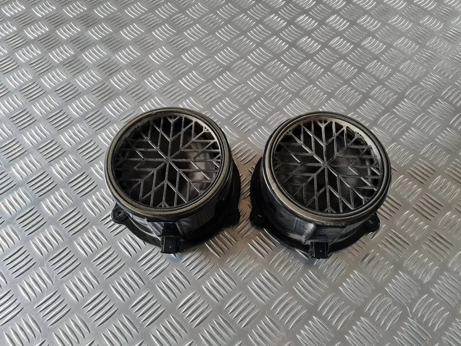 Uksekõlar, põhi AUDI A6 2008 - foto 1
