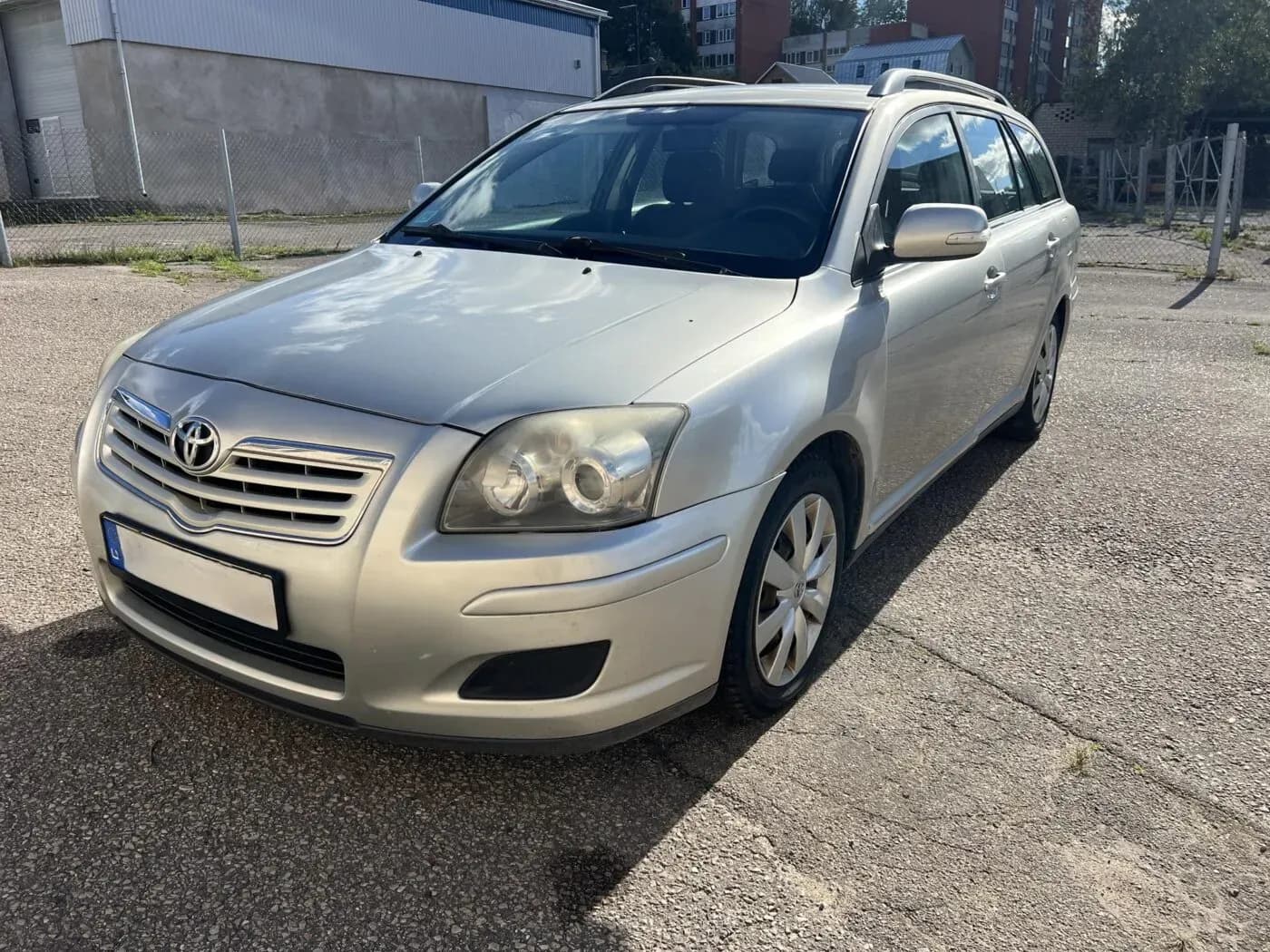 Lahtivõetud auto foto 2