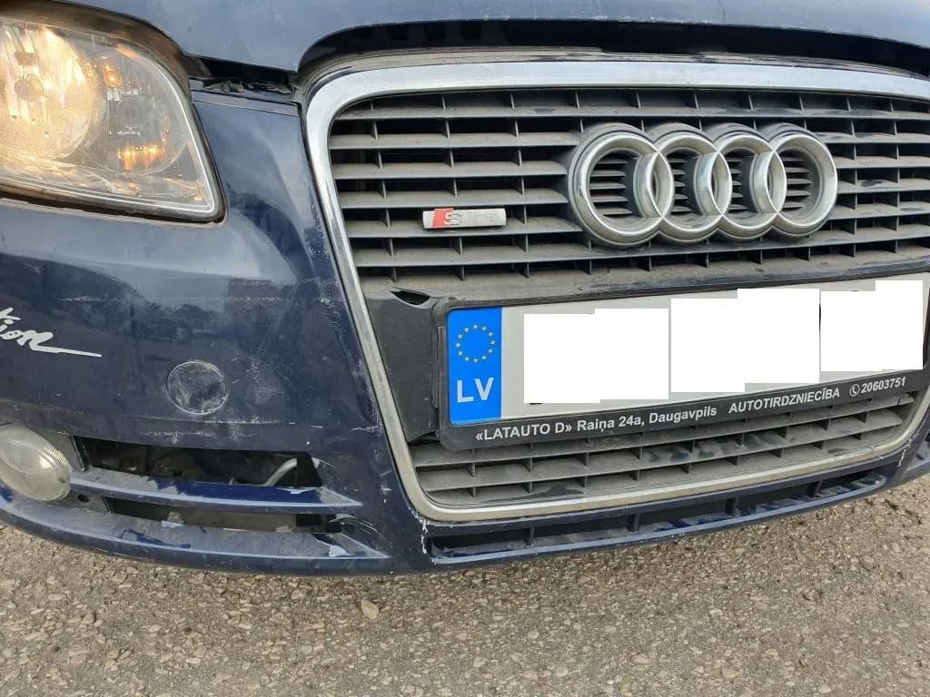 Lahtivõetud auto foto 3