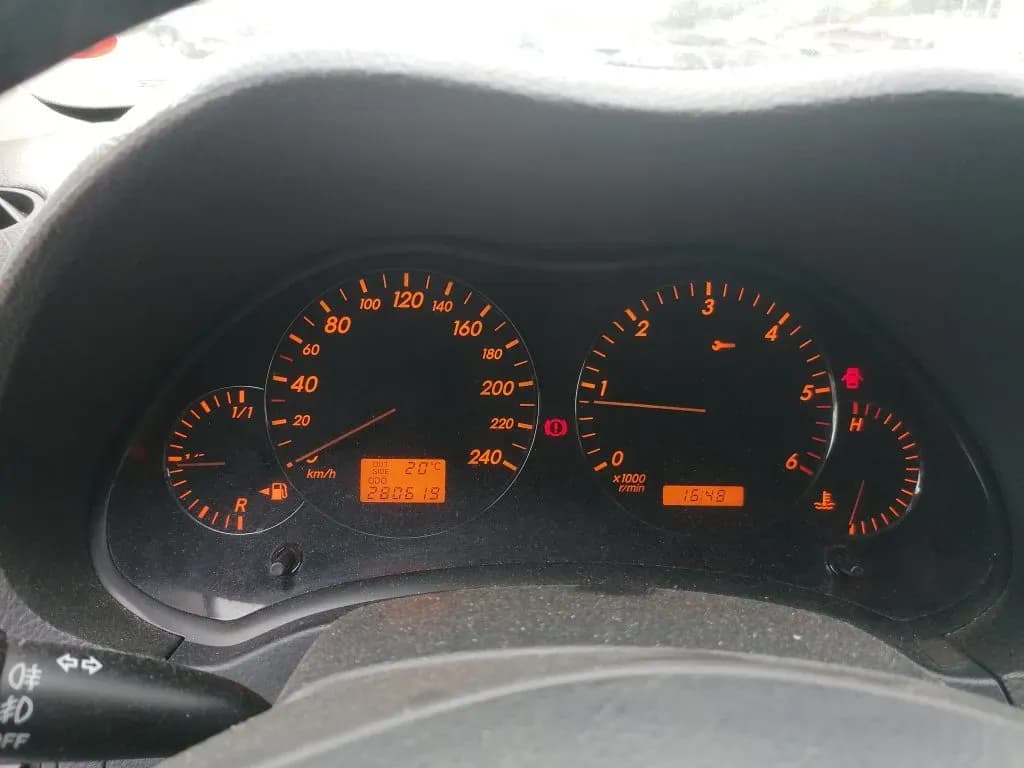 Lahtivõetud auto foto 2