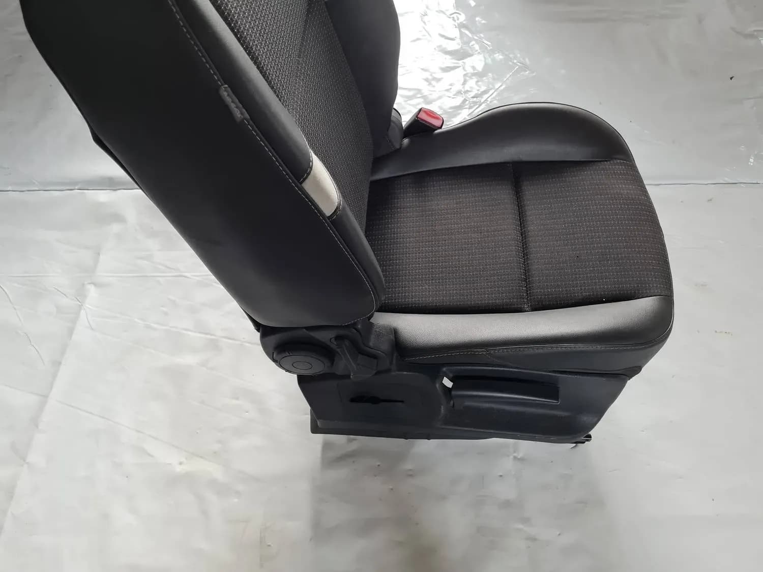 Ees parem iste RENAULT SCENIC III 2011 - foto 7