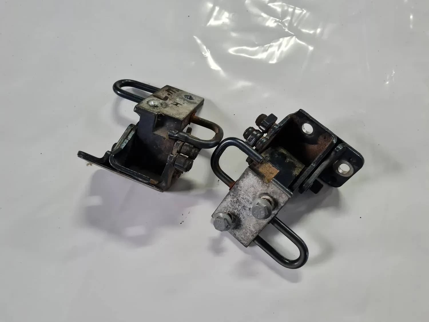 Uksesangad AUDI A6 2008 - foto 1