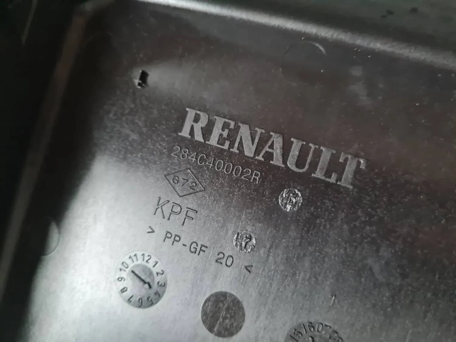 Kaitsmerelee kast RENAULT SCENIC III 2011 - foto 4