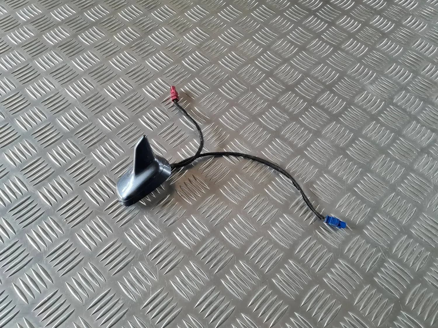 Katuse antenn AUDI A6 2008