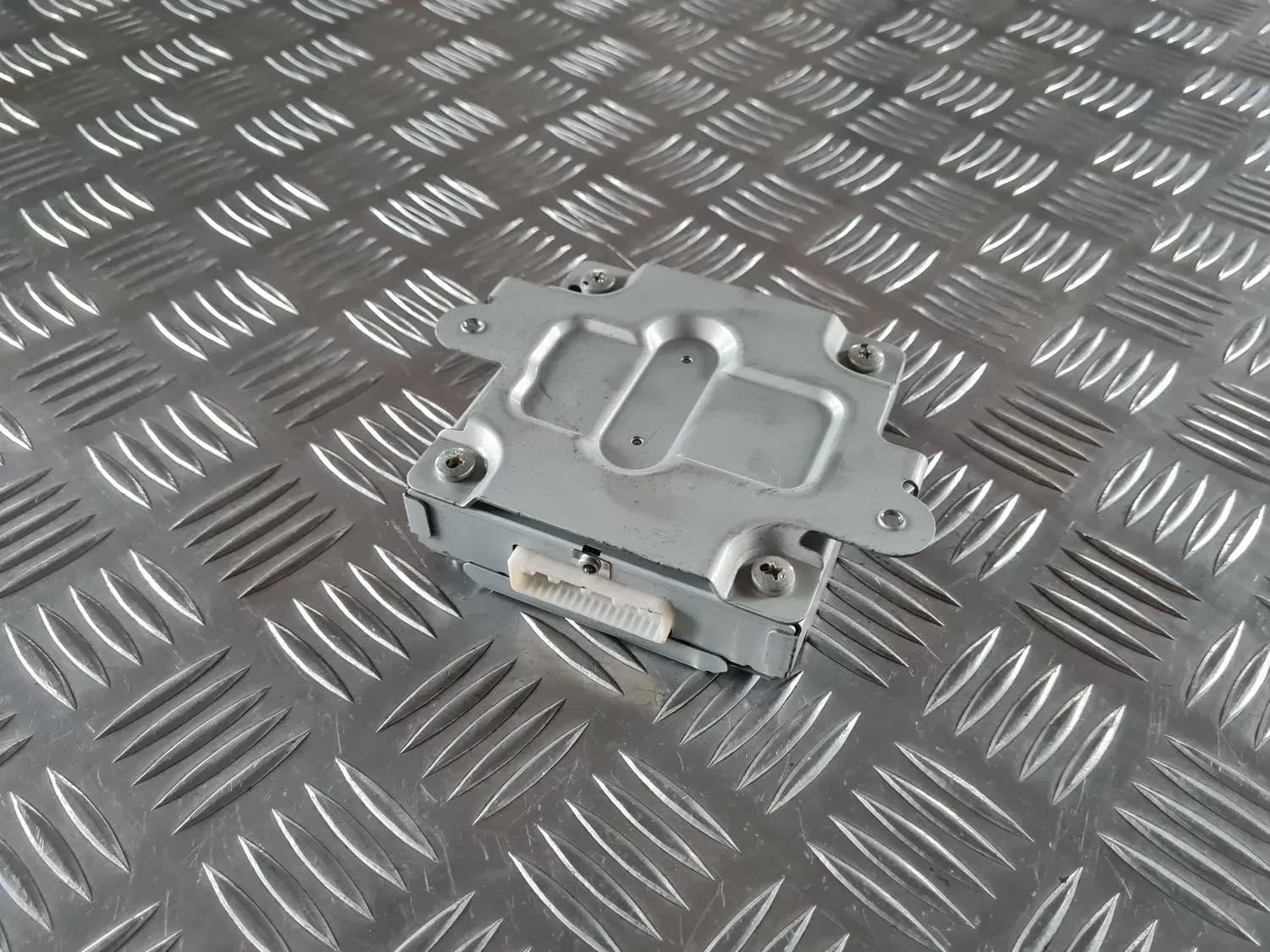 Tahavaatekaamera juhtseade RENAULT SCENIC III 2011 - foto 3