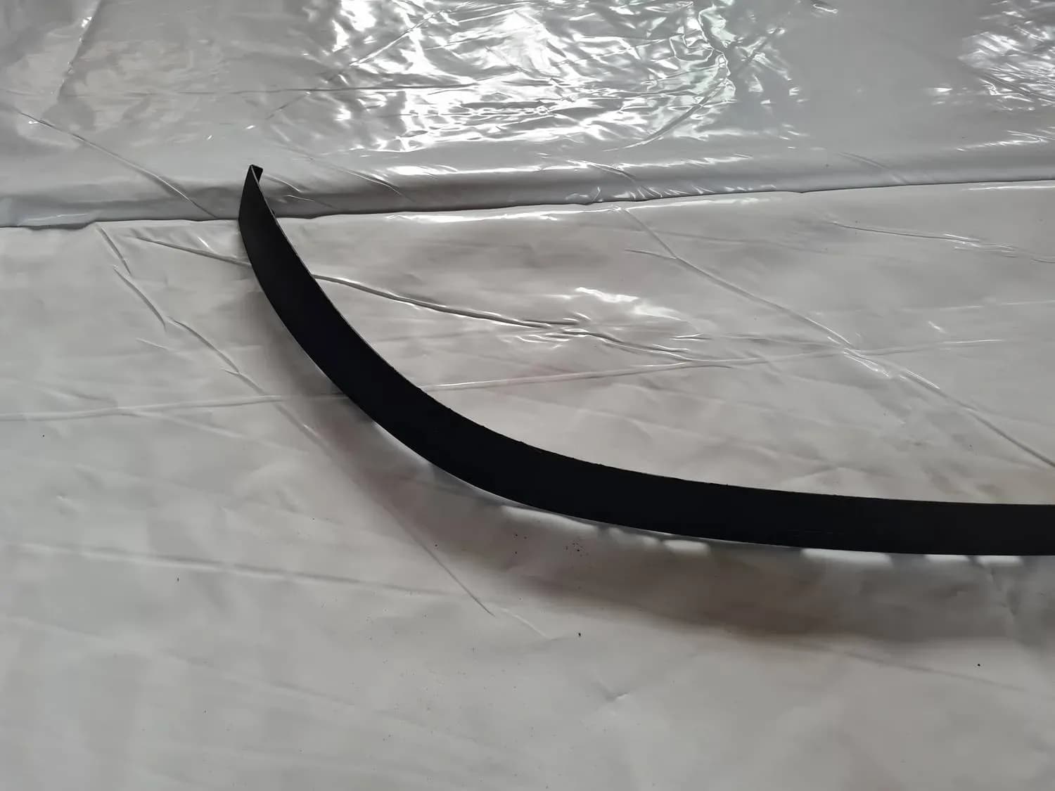 Eesmise pörkeraua spoiler RENAULT SCENIC III 2011 - foto 3