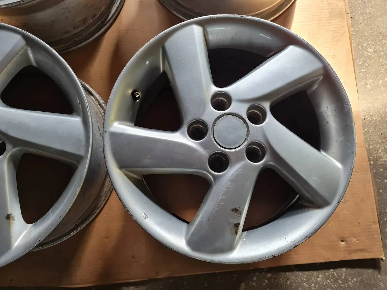 Valuveljed - kergmetall (komplekt) RENAULT SCENIC III 2011 - foto 2