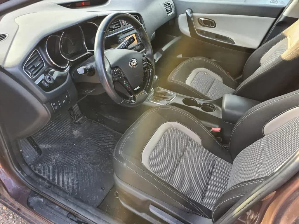 Lahtivõetud auto foto 4