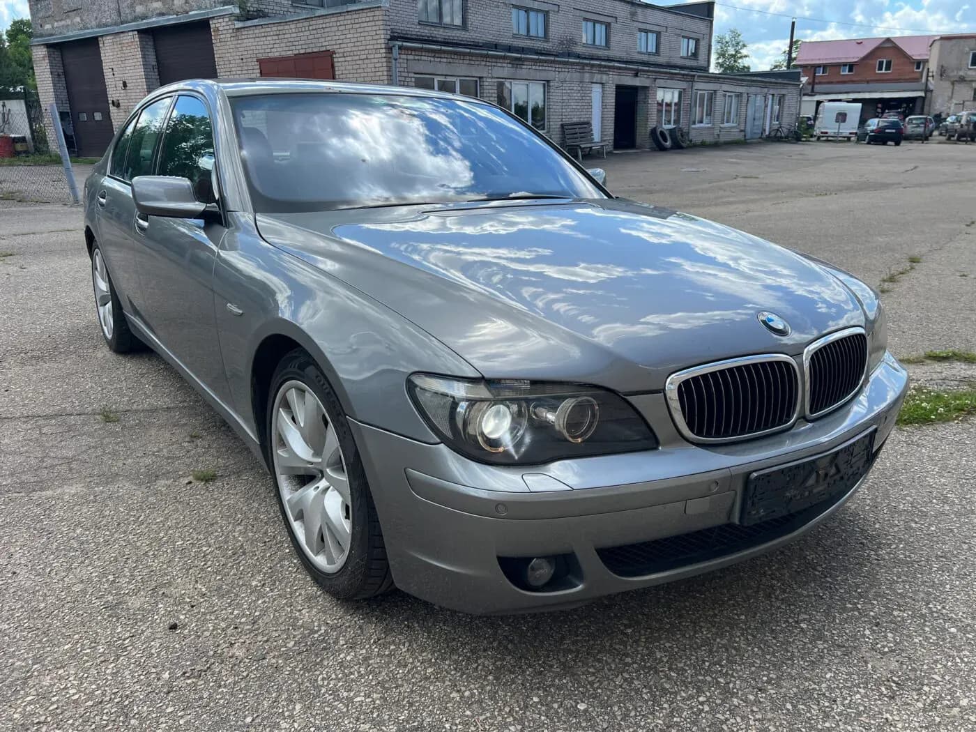 Lahtivõetud auto foto 4