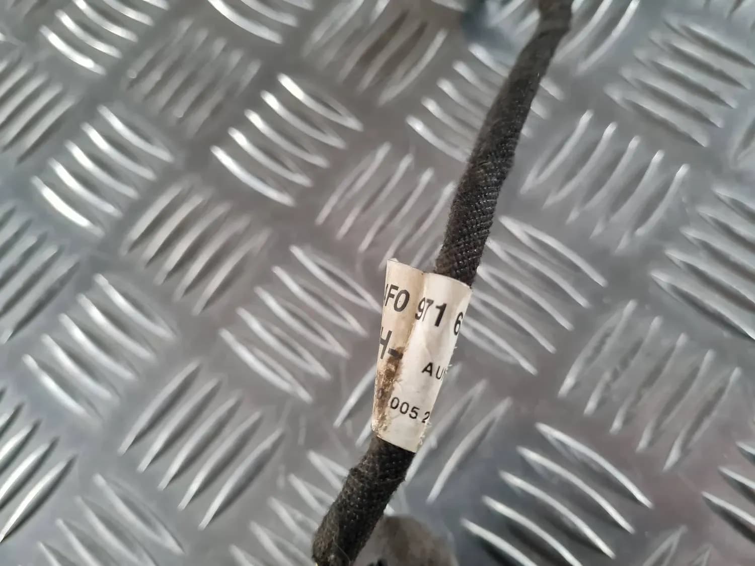 Elektriakna mootori juhe AUDI A6 2008 - foto 3