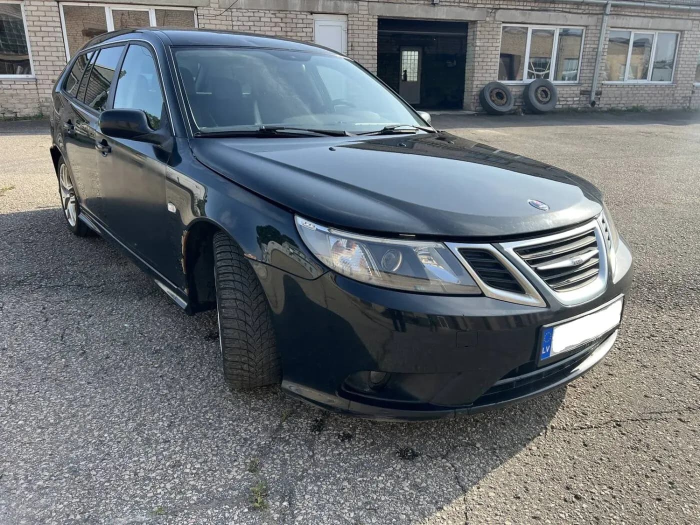 Lahtivõetud auto foto 2