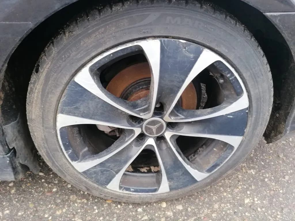 Lahtivõetud auto foto 3