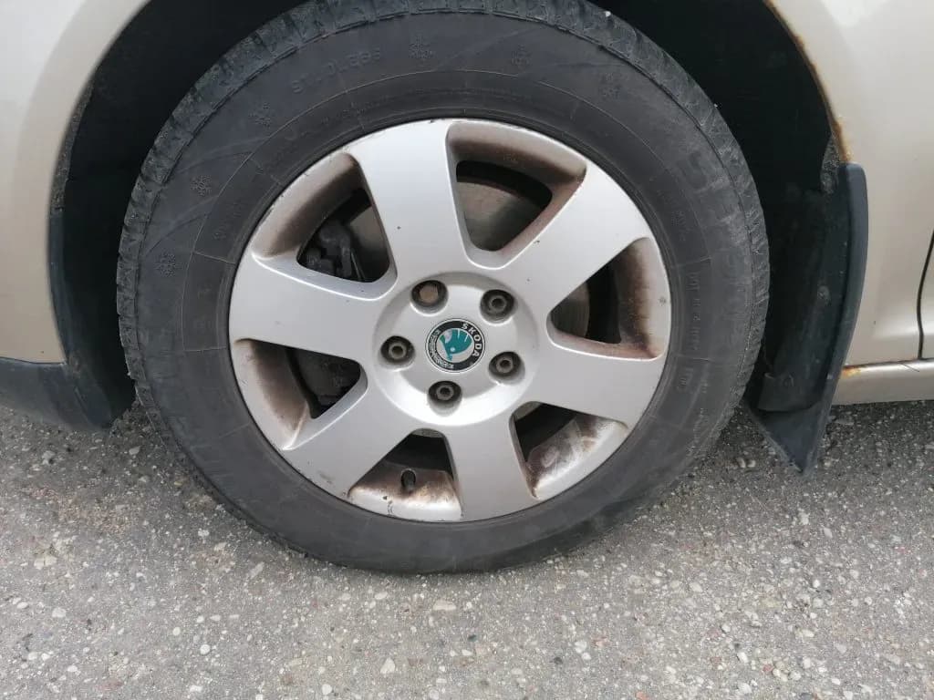 Lahtivõetud auto foto 5