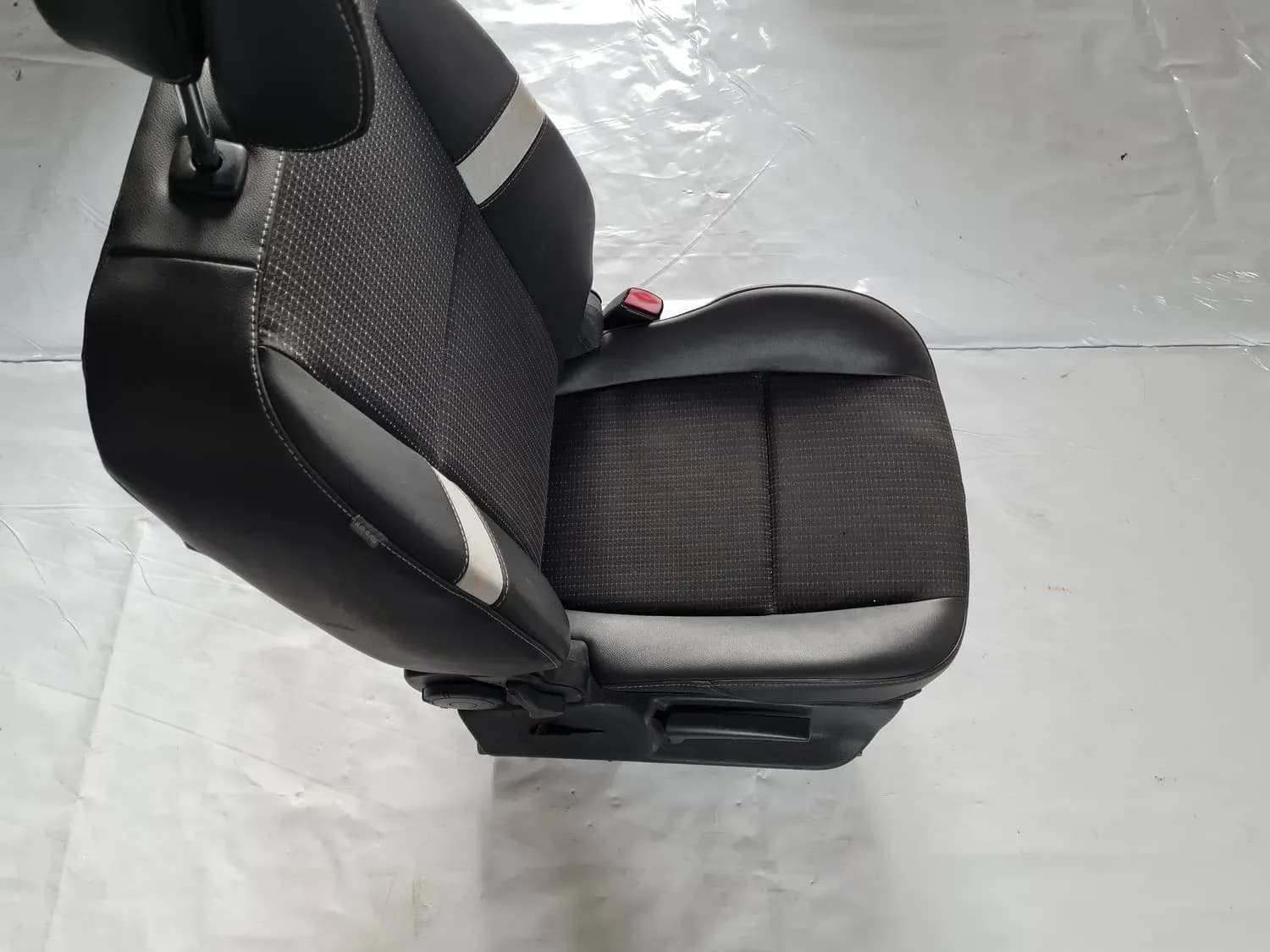 Ees parem iste RENAULT SCENIC III 2011 - foto 6
