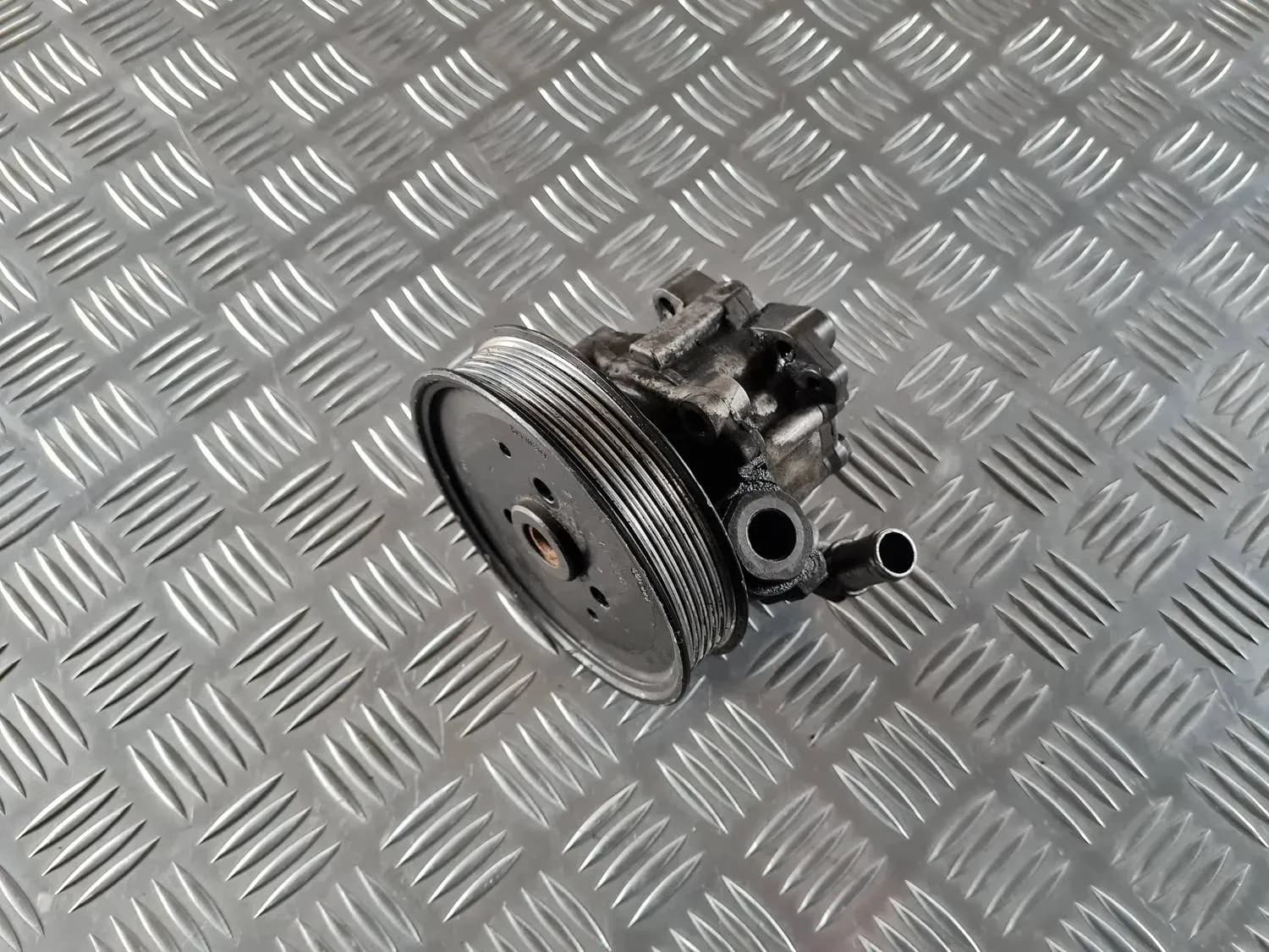 Hüdrauliline võimendi AUDI A6 2008 - foto 1