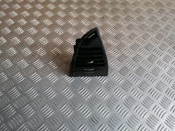 Sissepuhkeõhu deflektor, paremal CITROEN C4 2006