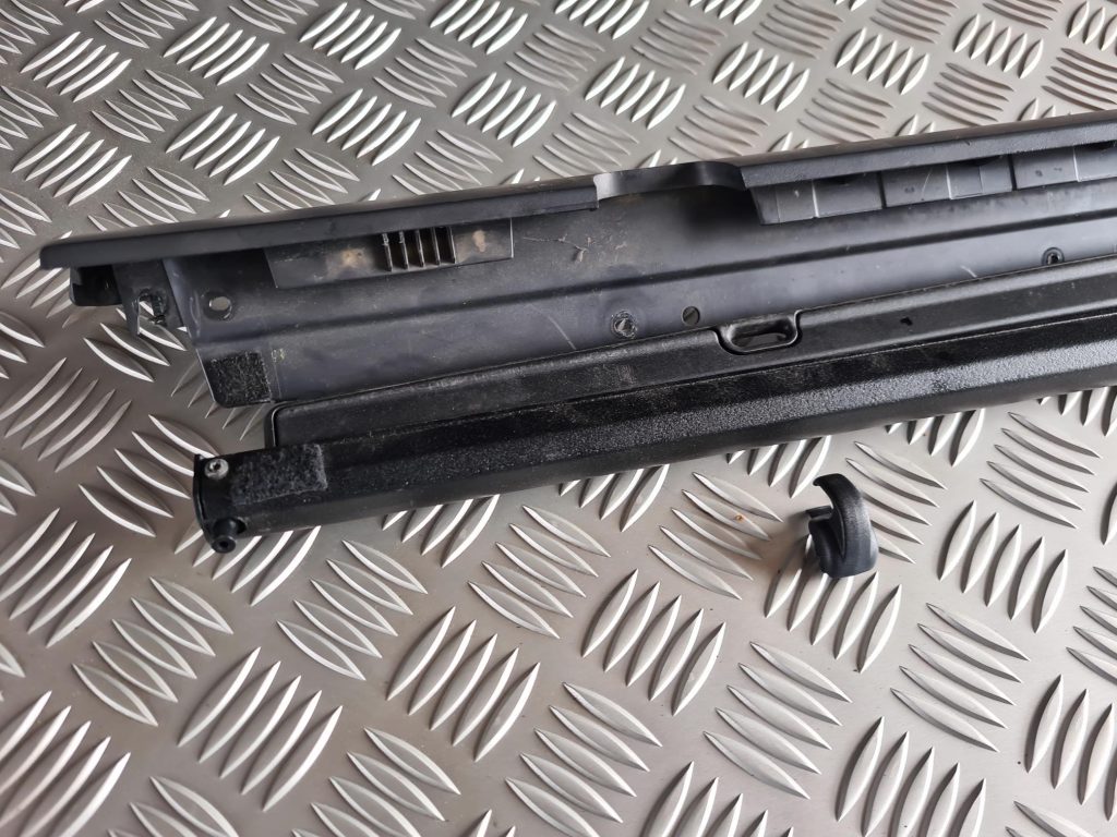 Durvju logu saules aizsargs priekš RENAULT ESPACE IV 2006 2 Durvju logu saules aizsargs priekš RENAULT ESPACE IV 2006