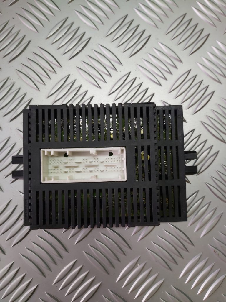 Gaismas vadības bloks priekš BMW 520D E60 2006 ENG. 2 Gaismas vadības bloks priekš BMW 520D E60 2006 ENG.